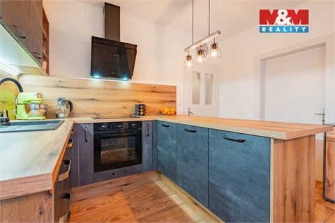 Prodej bytu 3+1, 92 m² 8