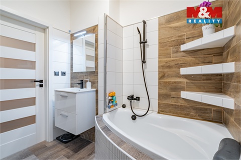 Prodej bytu 3+1, 92 m² - 14