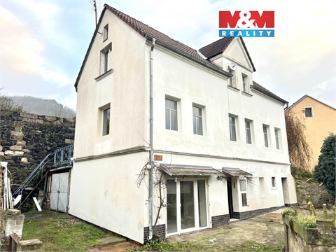 Prodej rodinného domu, 210 m² 0