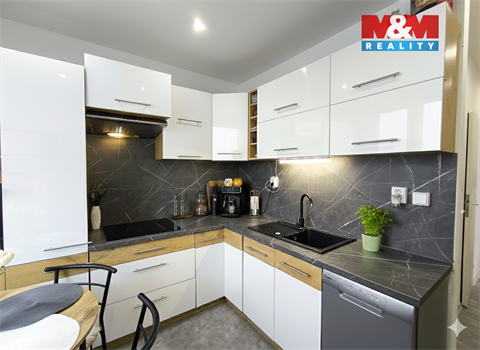 Prodej bytu 3+1, 63 m² - 0