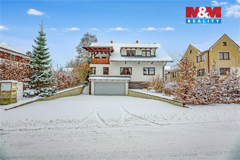 Prodej rodinného domu, 400 m² 12