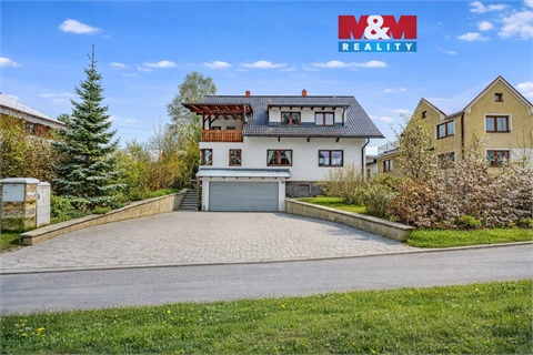 Prodej rodinného domu, 400 m² - 0