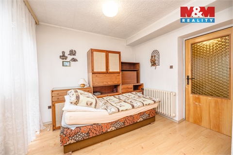 Prodej rodinného domu, 220 m² - 6