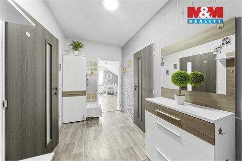 Prodej bytu 5+1, 98 m² - 2