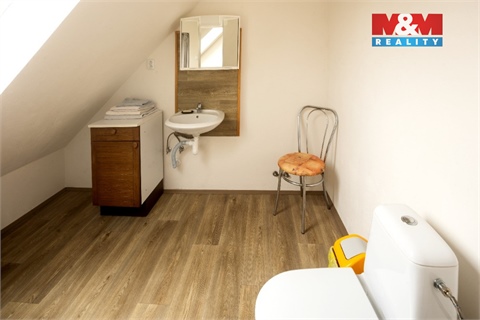 Prodej rodinného domu, 104 m² - 10