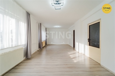 Prodej rodinného domu, 186 m² - 2