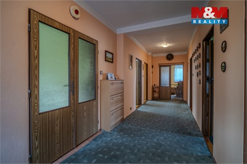 Prodej rodinného domu, 200 m² 16