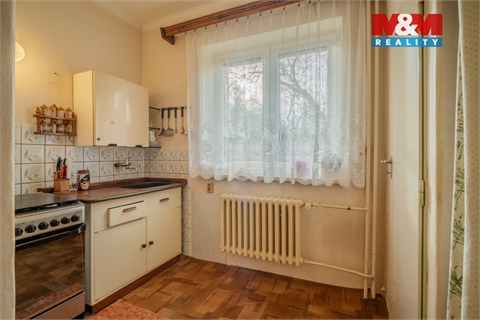 Prodej rodinného domu, 200 m² 8