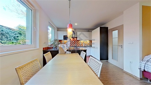 Prodej rodinného domu, 160 m² - 2