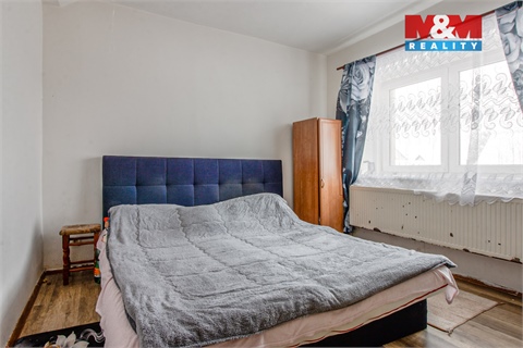 Prodej rodinného domu, 380 m² - 18