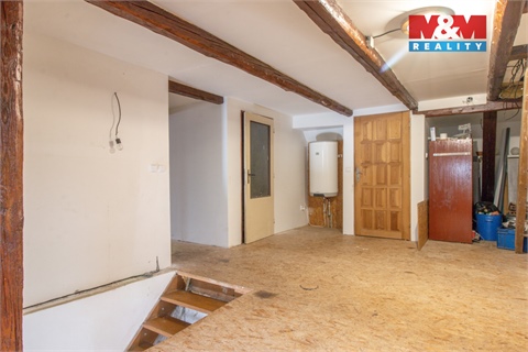 Prodej rodinného domu, 380 m² 6