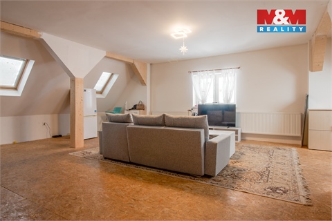 Prodej rodinného domu, 380 m² - 2