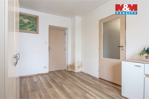 Prodej rodinného domu, 380 m² 18