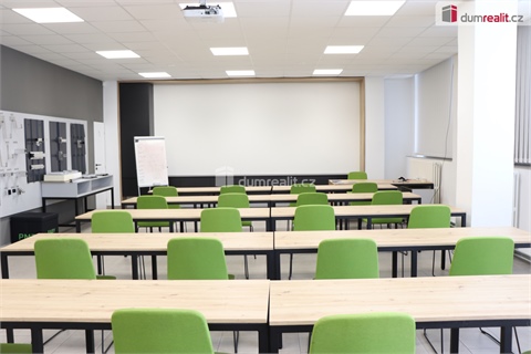 Pronájem skladu / haly, 3 276 m² - 6