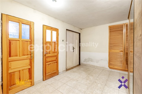 Prodej rodinného domu, 250 m² 12