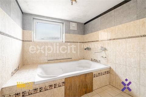 Prodej rodinného domu, 250 m² 16