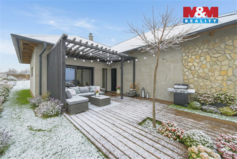 Prodej rodinného domu, 280 m² - 28