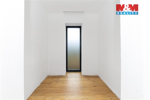 Prodej rodinného domu, 280 m² 18