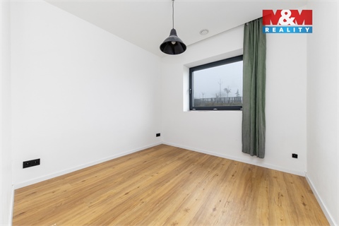 Prodej rodinného domu, 280 m² - 14
