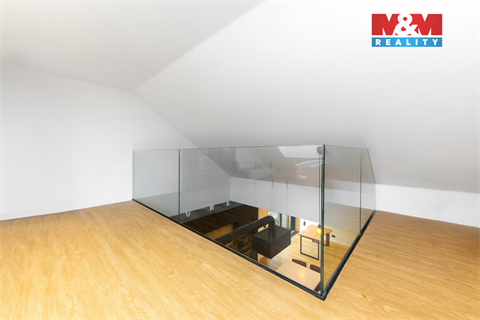 Prodej rodinného domu, 280 m² - 6