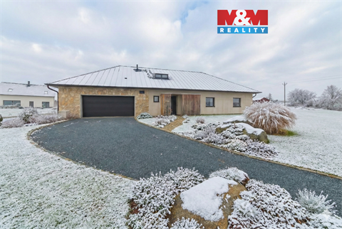 Prodej rodinného domu, 280 m² 0