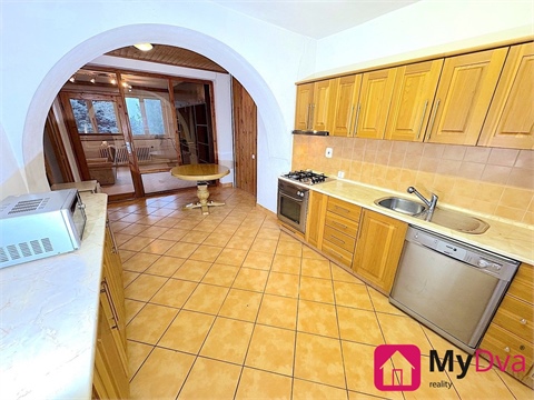 Pronájem rodinného domu, 280 m² 10