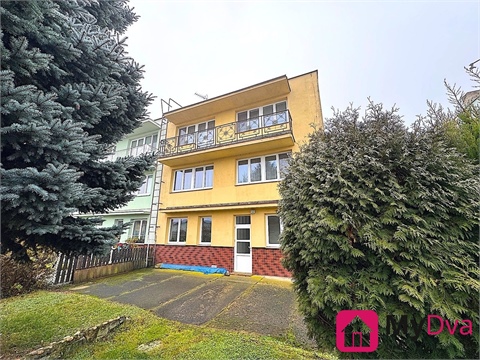 Pronájem rodinného domu, 280 m² - 0