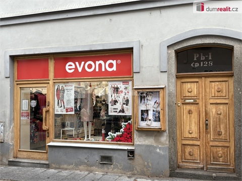 Prodej rodinného domu, 377 m² - 4