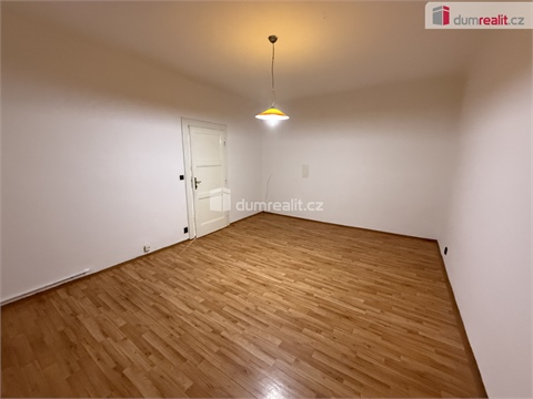 Pronájem bytu 1+1, 36 m² - 4