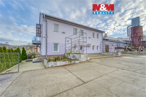 Prodej obchodních prostor, 216 m² 0