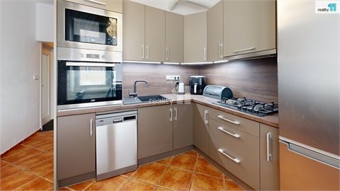 Prodej bytu 3+1, 64 m² 0