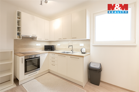 Pronájem bytu 3kk, 71 m² - 0