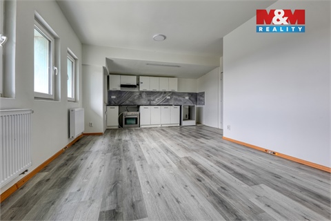 Prodej rodinného domu, 767 m² - 0