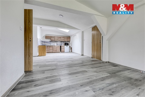 Prodej rodinného domu, 767 m² 6