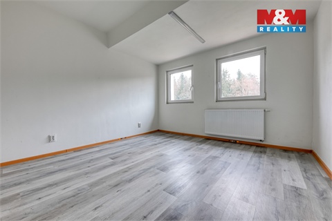 Prodej rodinného domu, 767 m² 14