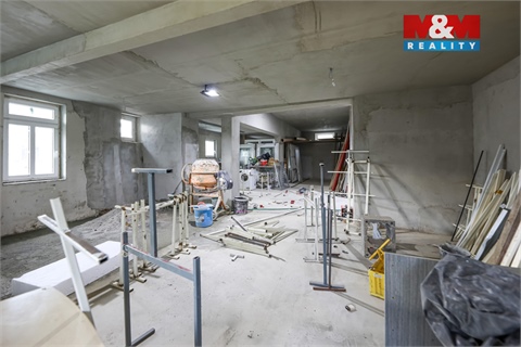 Prodej rodinného domu, 767 m² 24