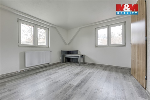 Prodej rodinného domu, 767 m² 2