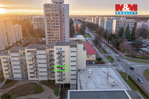 Prodej bytu 2kk, 77 m² - 28