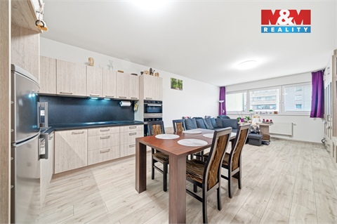 Prodej bytu 2kk, 77 m² - 0