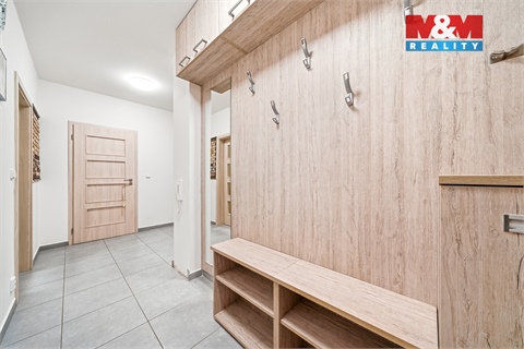 Prodej bytu 2kk, 77 m² 22
