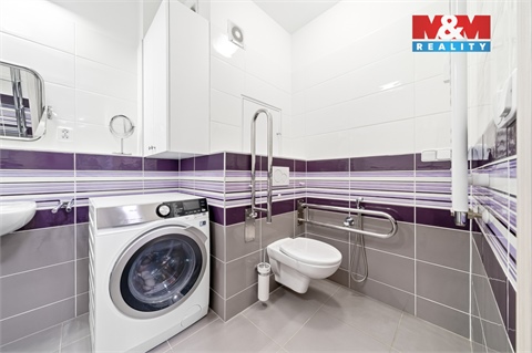 Prodej bytu 2kk, 77 m² - 12