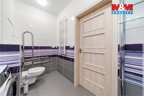 Prodej bytu 2kk, 77 m² - 14