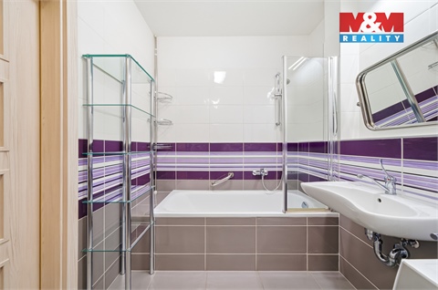 Prodej bytu 2kk, 77 m² 14