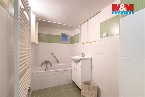 Prodej rodinného domu, 130 m² - 8