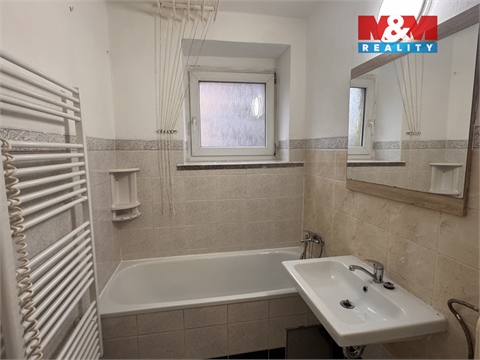 Pronájem bytu 2+1, 48 m² 2