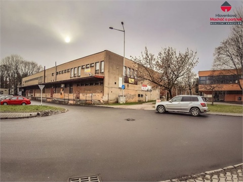 Pronájem komerčního objektu, 200 m² 0