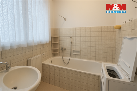 Prodej rodinného domu, 100 m² - 16