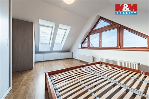 Pronájem bytu 3kk, 109 m² - 4