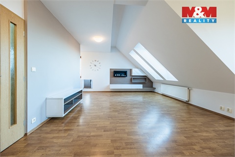 Pronájem bytu 3kk, 109 m² - 0