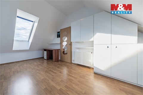 Pronájem bytu 3kk, 109 m² 10